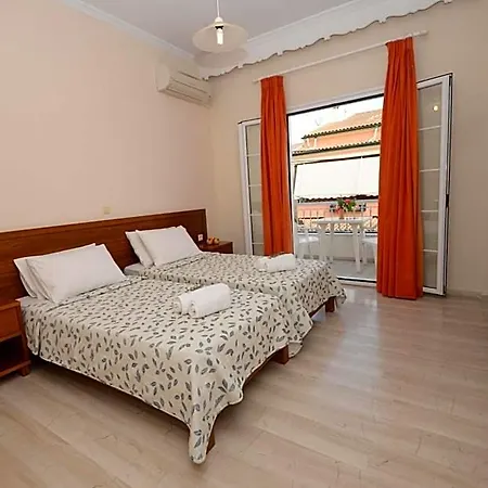 Filippas In Lejlighedshotel Gouvia