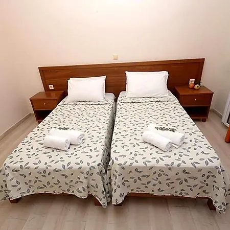 Filippas In Lejlighedshotel Gouvia