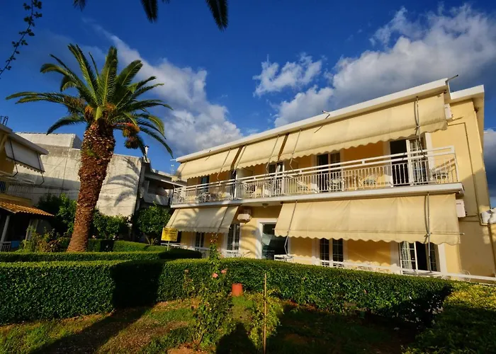 Ξενοδοχείο με διαμερίσματα Filippas In Γουβιά